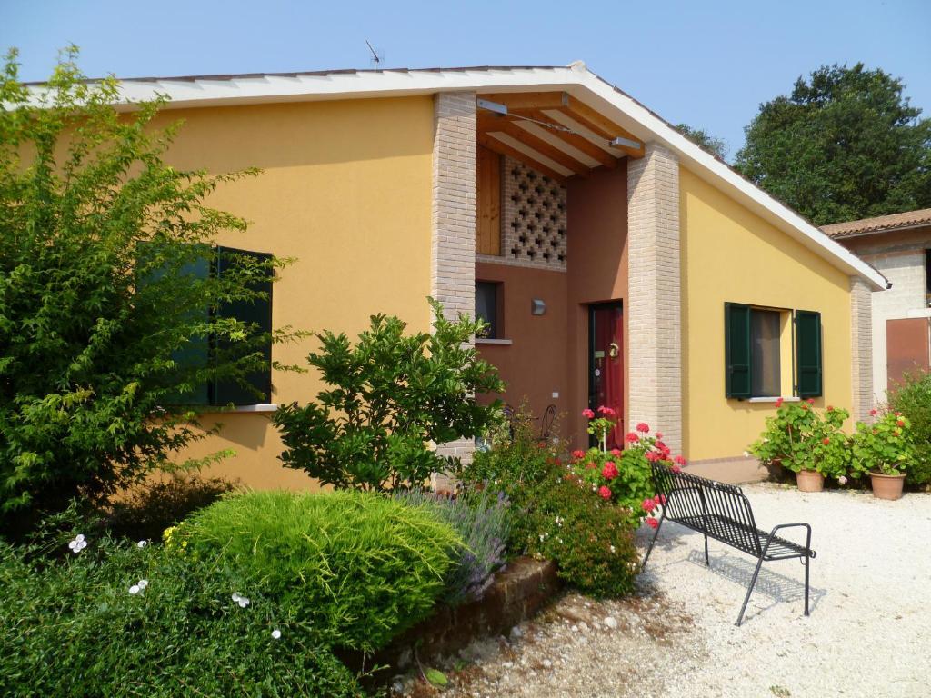 Agriturismo Dondino Cavriana Bagian luar foto